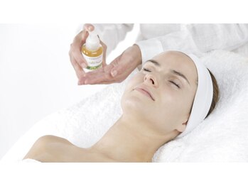 ラフバイディアブルー(Laugh by diarblue)/クリスティーナビオフィート