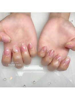 リッシュ トロワ(RICHE trois)/いちごミルクマーブルネイル