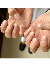 リファインネイル(refinenail)/ベージュグラデーションネイル