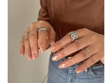 ジョワ(joie)の雰囲気（大人simple nuanceで目を惹く指先に。 ）