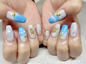 ネイルサロンフォーユー(for u)の写真/トレンドや季節感を詰め込んで定額でご提供♪お財布に優しく、毎月新しいデザインを多数ご用意☆¥4980～