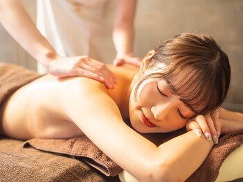 イロミエ 四日市店(iromie.)の写真/【疲労回復&代謝UP】ガチガチに固まった身体に\オイルリンパマッサージで溜まった疲れやだるさを解消!/