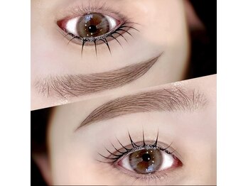 リラ(Lyra)/ラッシュリフト×アイブロウ