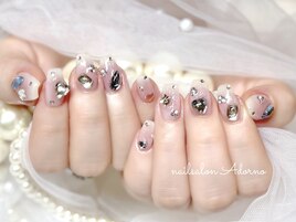 ☆チーク☆宝石ネイル☆