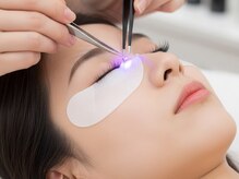 Q.今話題のLEDマツエクってなに？モチが全然違う？