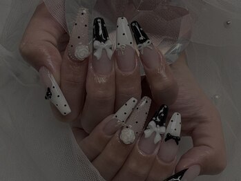 ミリーモア 新宿(Milyy moor)の写真/自慢したくなるような、モテ可愛系褒められネイルを実現♪22時まで営業しているのでお仕事帰りにも通える◎