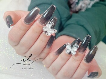 イル 神戸店/黒×シルバーミラ