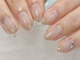 大人ビジューネイル