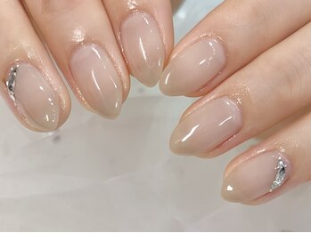 大人ビジューネイル