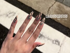 ミラーぷっくりニュアンスネイル