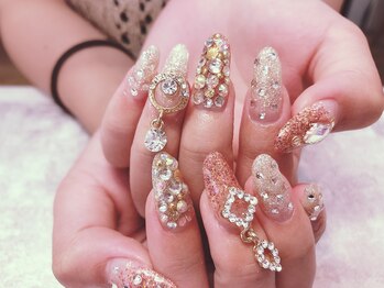 ネイルサロン プラスディーネイル(+D.Nail)/スカルプコース　大ストーン別途