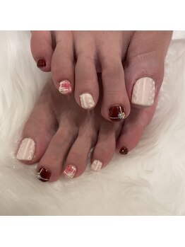 トータルサロン 白べぇーっ プラス/フットネイル☆