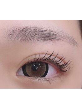 ナチュラル上品な目元にしたい