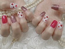 ハニービービー(Honey Bee Bee)/ハートホロネイル