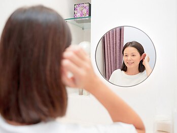 ビハリスト 恵比寿の写真/目元/口元/頬・ほうれい線等、たるみの改善には美容鍼♪むくみ解消&リフトアップしたスッキリ小顔が持続◎