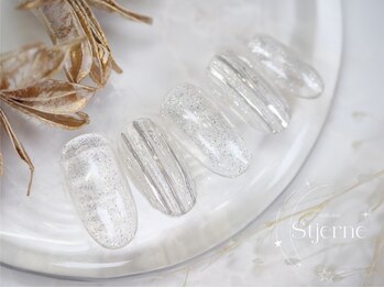 スティエルネ 自由が丘(Stjerne)/クリア バカラネイル