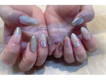 ミニュー(Minieux)/ニュアンスデザインネイル