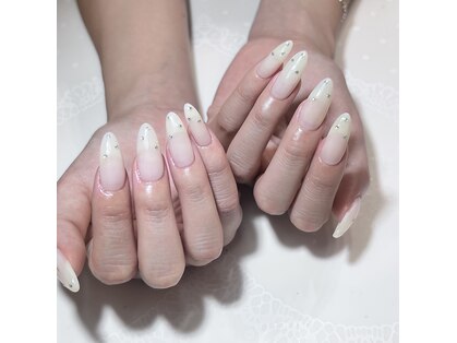 ネイル サーティーン(nail 13)の写真