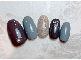 くすみブルー×ブラウン