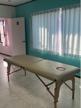 total beauty salon KiKiの写真/【お子さま同伴可◎】忙しい子育てママさんを応援◇キレイになるお手伝い&美容を一緒にサポート!