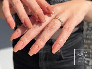 ラグ ネイル(RAG nail)の写真/シンプルネイルはフォルムが命！パラジェル&フィルインで自爪から美しく、最大限魅力を引き出す大人nail♪