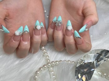 エマネイル プラスキハクヤ 枚方店(EmaNail+KIHAKUYA)/ティファニーのようなデザイン