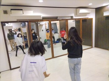 ともさか整体院/鴻池新田ダンス 東大阪市ダンス