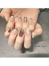 リッシュ ドゥ(RICHE deux)/リボン×モノトーンネイル