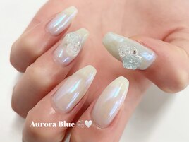 ワンカラーにオーロラパウダー
