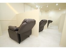 【全席半個室】施術中ゆっくり過ごしていただけるプライベート空間☆！［lia蕨店］