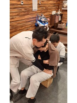 瓢箪山駅前整骨院/整体