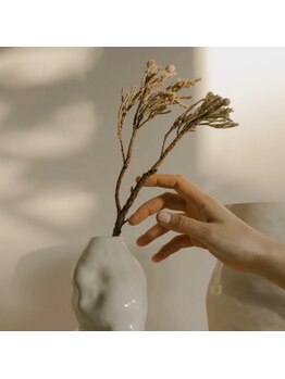 ヌフ(neuf)の写真/【オフ込み*こだわりワンカラー¥6380/ミラーマグネット¥6490】シンプルでも可愛いを追求するこだわり派に！