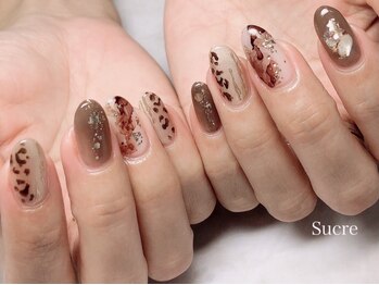 シュクル(Sucre)の写真/シンプル～トレンドまで何でもお任せ♪季節に合わせたデザインも◎ハイセンスな手描きアートで爪先を彩る♪