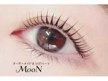ムーン(MooN.)/まつ毛パーマ♪