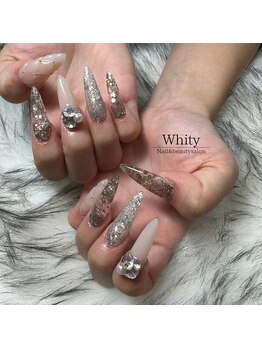 ホワイティ(Whity)/冬ネイル