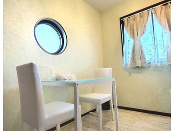 アルム リリー(Arum lily)/待合室