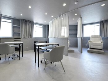 ヒアリ(HERE'Re)/ハンドとフット同時施術OK