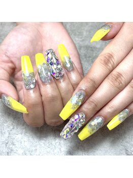 リノネイル(Lino Nail)/スカルプグラデーション