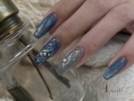 青の洞窟イルミネーションネイル