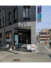 嫩ソシアルビルに到着［LED/アンドヘルシー/パリジェンヌ/まつげパーマ/長さだし/パラジェル/オフのみ］