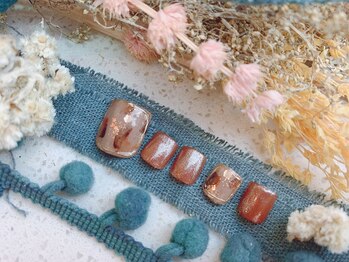 ネイルサロン&スクール ジーナ(GINA)/カジュアル金箔　フットネイル