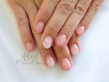 ネイルサロン ビューティーマジック 川口店/ シンプルグラデネイル