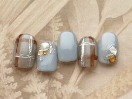 10月ネイルデザイン☆華やか