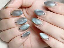 マハロネイル(Mahalo Nail)の雰囲気（光の当たり方で表情が変わる、アクセサリー感覚で楽しめます！）