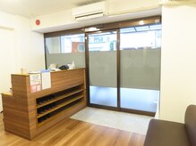 セレナ整骨院 池袋院の雰囲気(受付#肩こり#腰痛#美容鍼#小顔#骨盤矯正#ニキビ#毛穴#池袋)