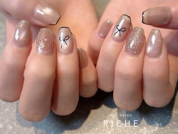 リッシュ(RICHE)/うる艶マグネット×黒フレンチ