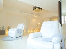 アンドシー 武庫之荘店(and she.)/リクライニングチェア