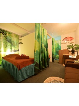 仕事帰り・早朝OKのサロン