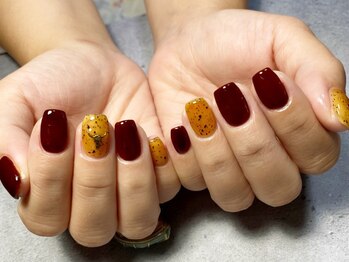 ニコリー(nicolie)/ワンカラーネイル