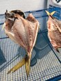 美人バスト 辻堂店&nbsp;たくさん釣れた時は干物も自分で作ります。こちらは鯵の干物